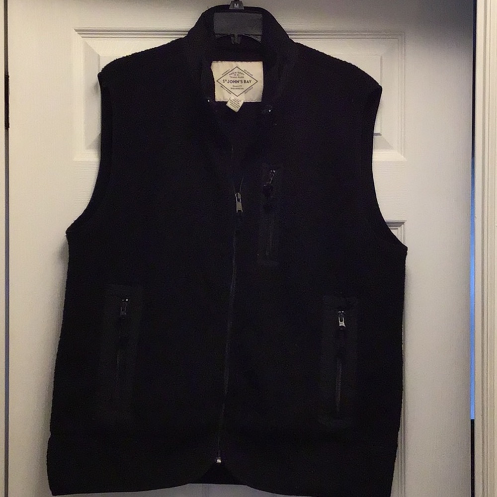 Sale 3 for $20 St. John’s Bay fleece vest